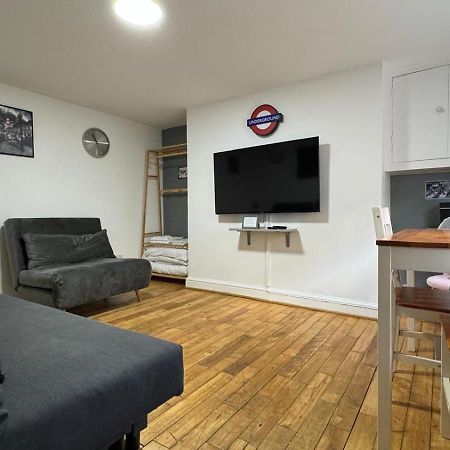 Appartamento Special Flat In Camden Town Londra Esterno foto