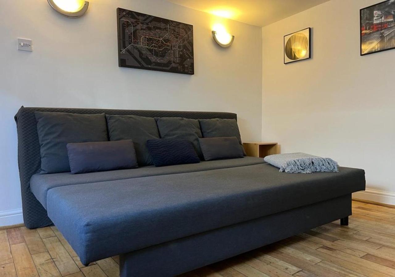 Appartamento Special Flat In Camden Town Londra Esterno foto